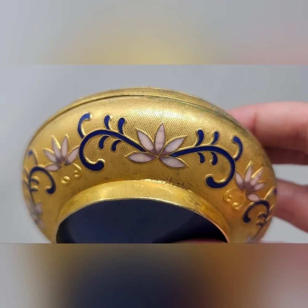 Source Unknown good preloved